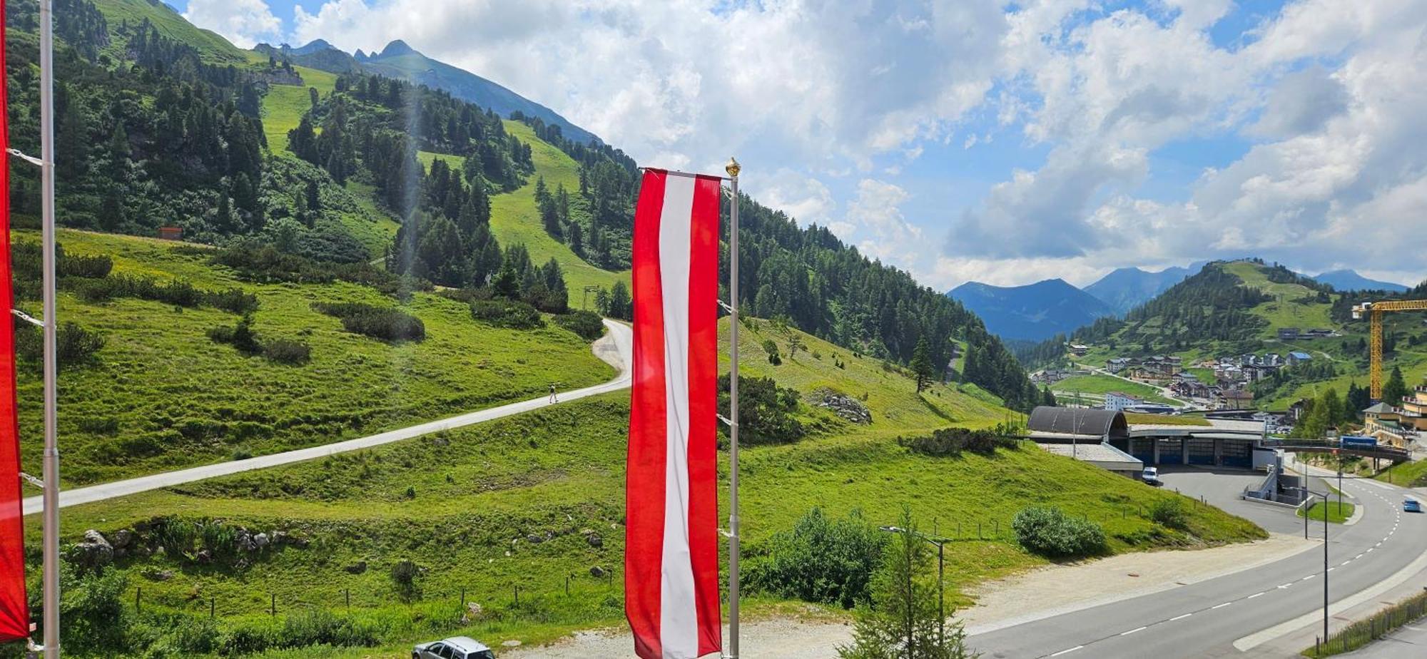 Hotel Kaerntnerland Obertauern Kültér fotó